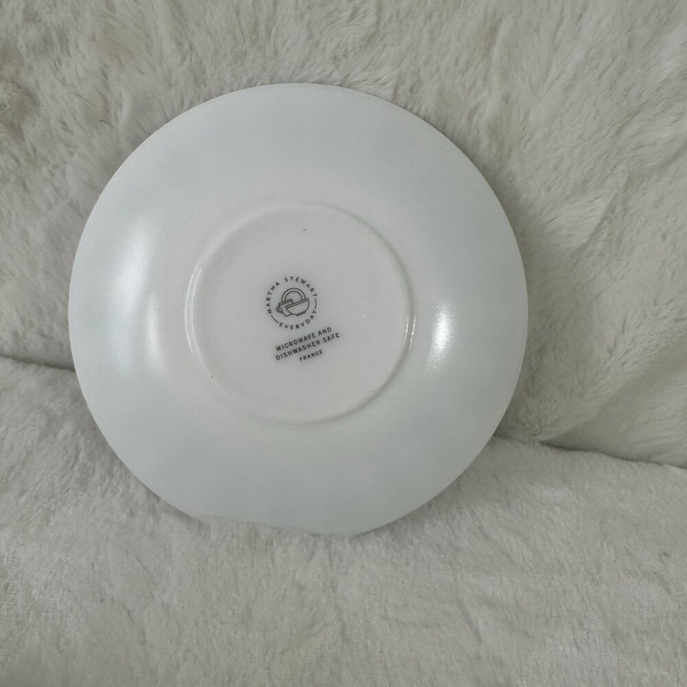 Martha Stewart Everyday Garden Trellis Blue & White Saucer Plate - Picture 5 of 7